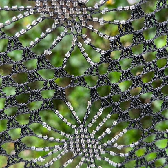 BEADED KNIT BLACK SHAWL - Picture 12 of 14
